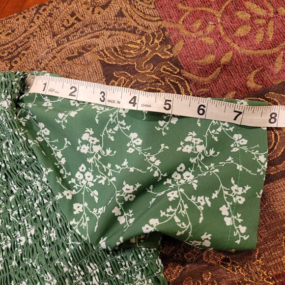 Aly Daly Small Smocked Maxi Dress Green Floral Print Size Small Three Tiered - Picture 12 of 15